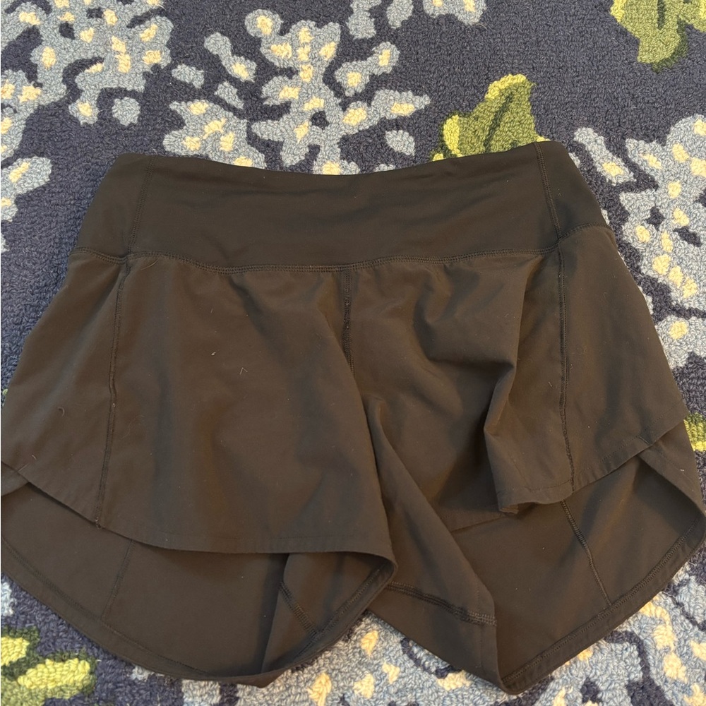 BLACK LULULEMON SPEED UPS INSEAM 4 INCH